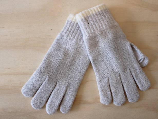 Cream Trimmed Gloves
